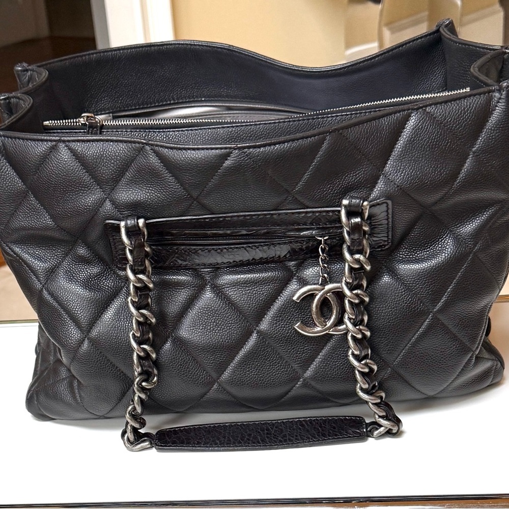 Chanel Black Quilted leather Tote with Chain Handles  immaculate conditioi